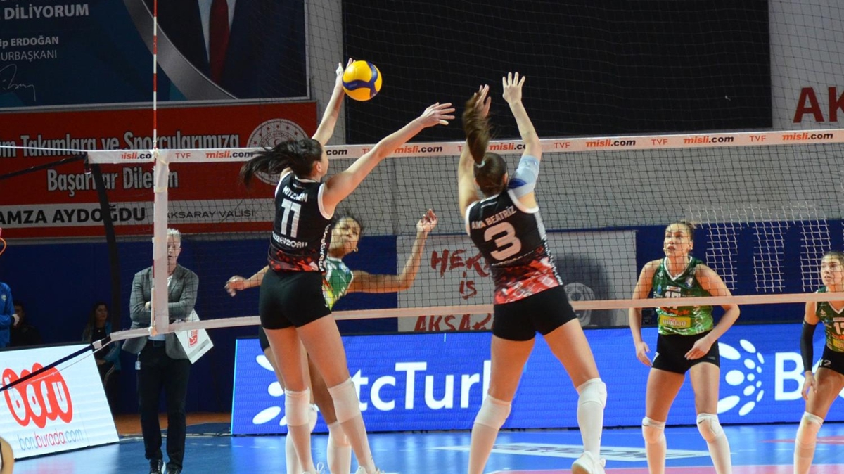 Nilfer Belediyespor deplasmanda set vermeden kazand