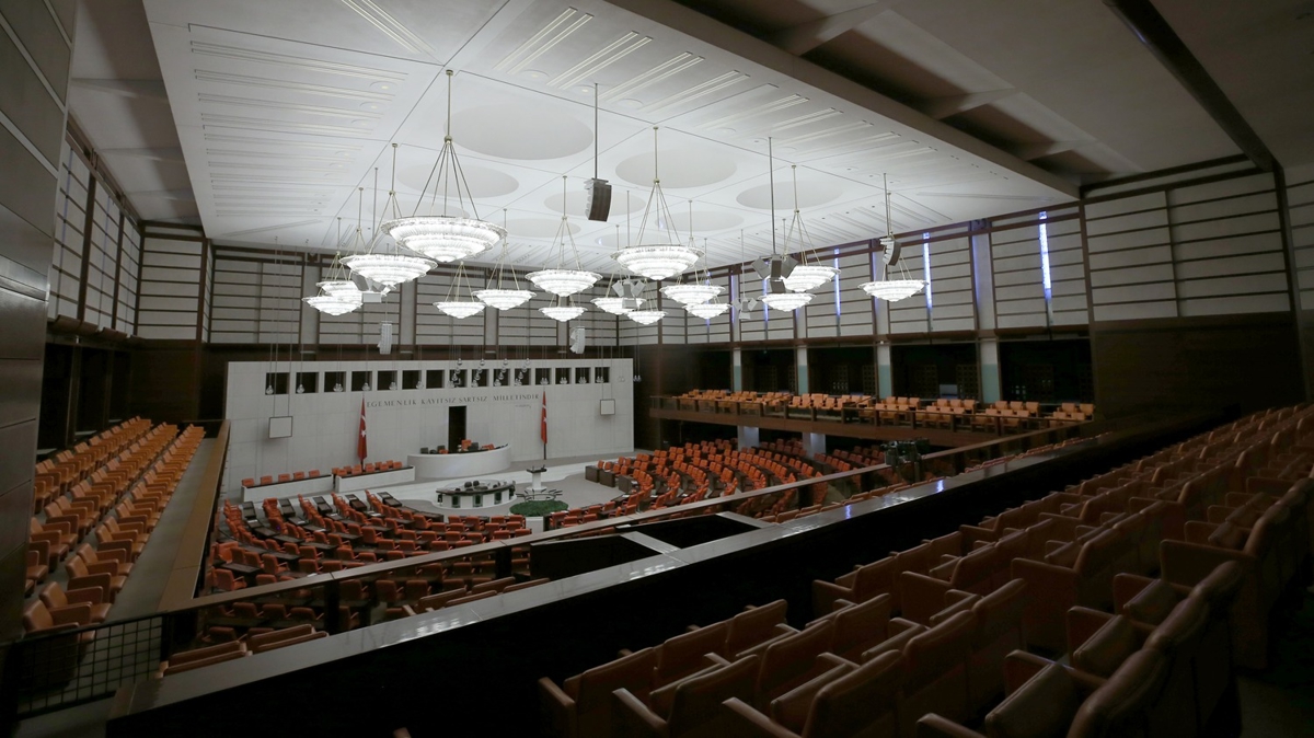 34 dokunulmazl�k dosyas� TBMM Ba�kanl���na sunuldu