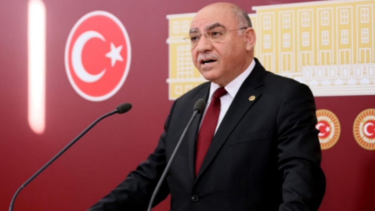 AK Partili Karahocagil: AK Parti'den kovulan vefaszlar 2023 seimlerinden de eli bo dnecek