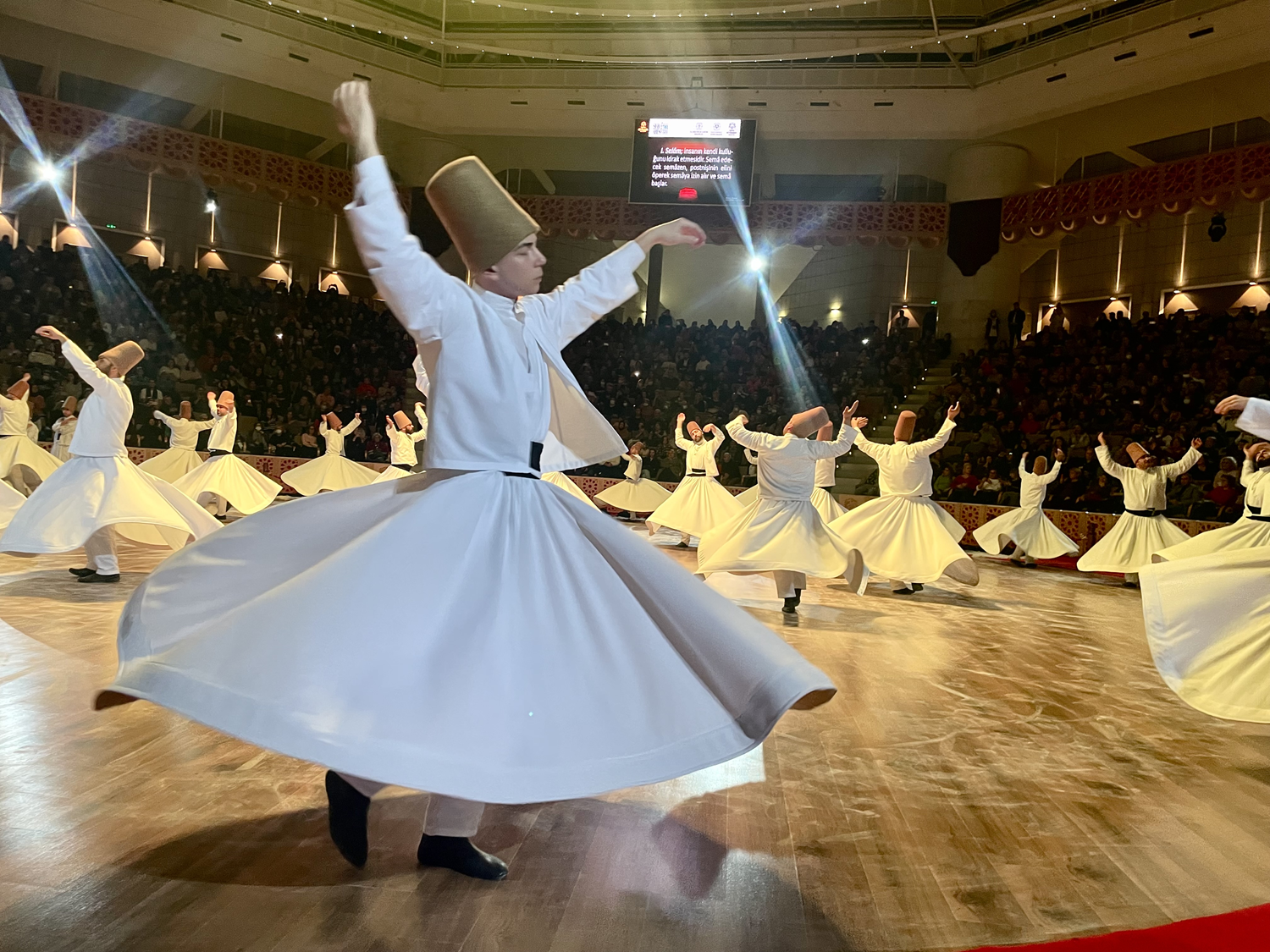 Hazreti Mevlana vefat�n�n 749. y�l�nda t�renlerle an�l�yor