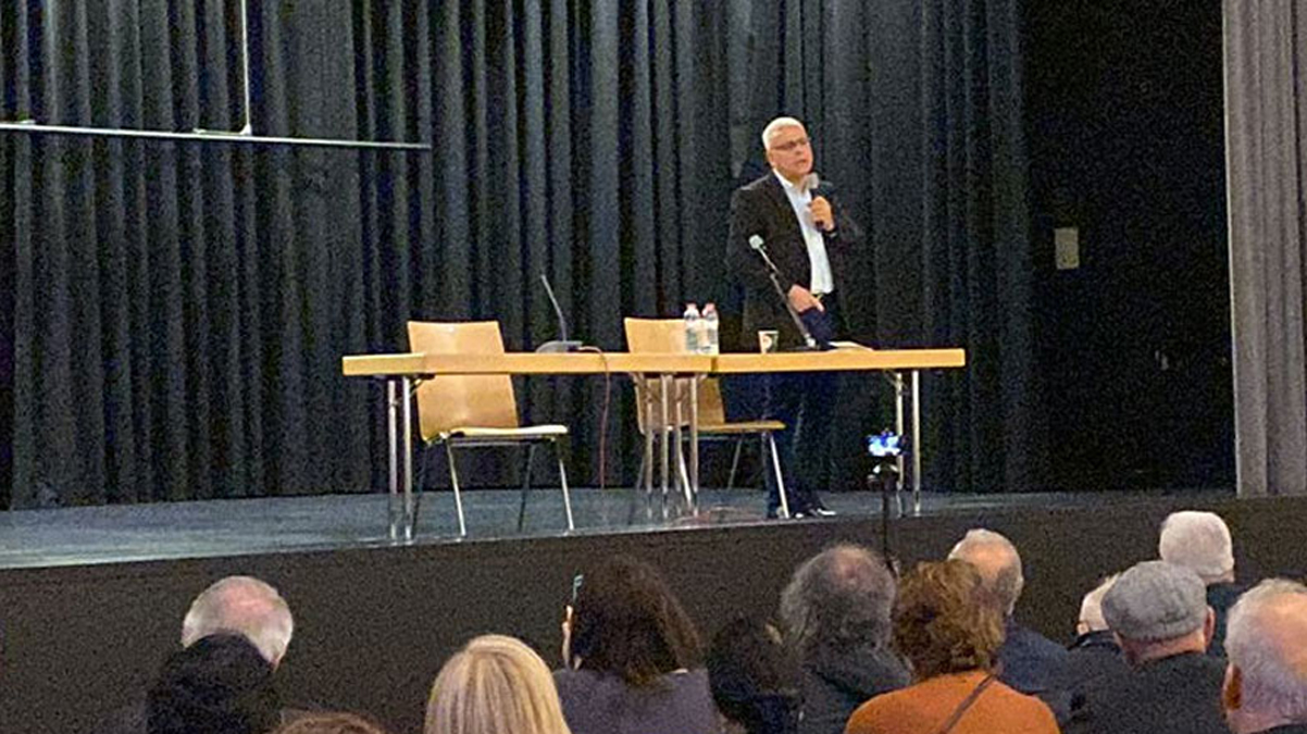 Merdan Yanarda�'dan Almanya'daki CHP etkinli�inde HDP itiraf�