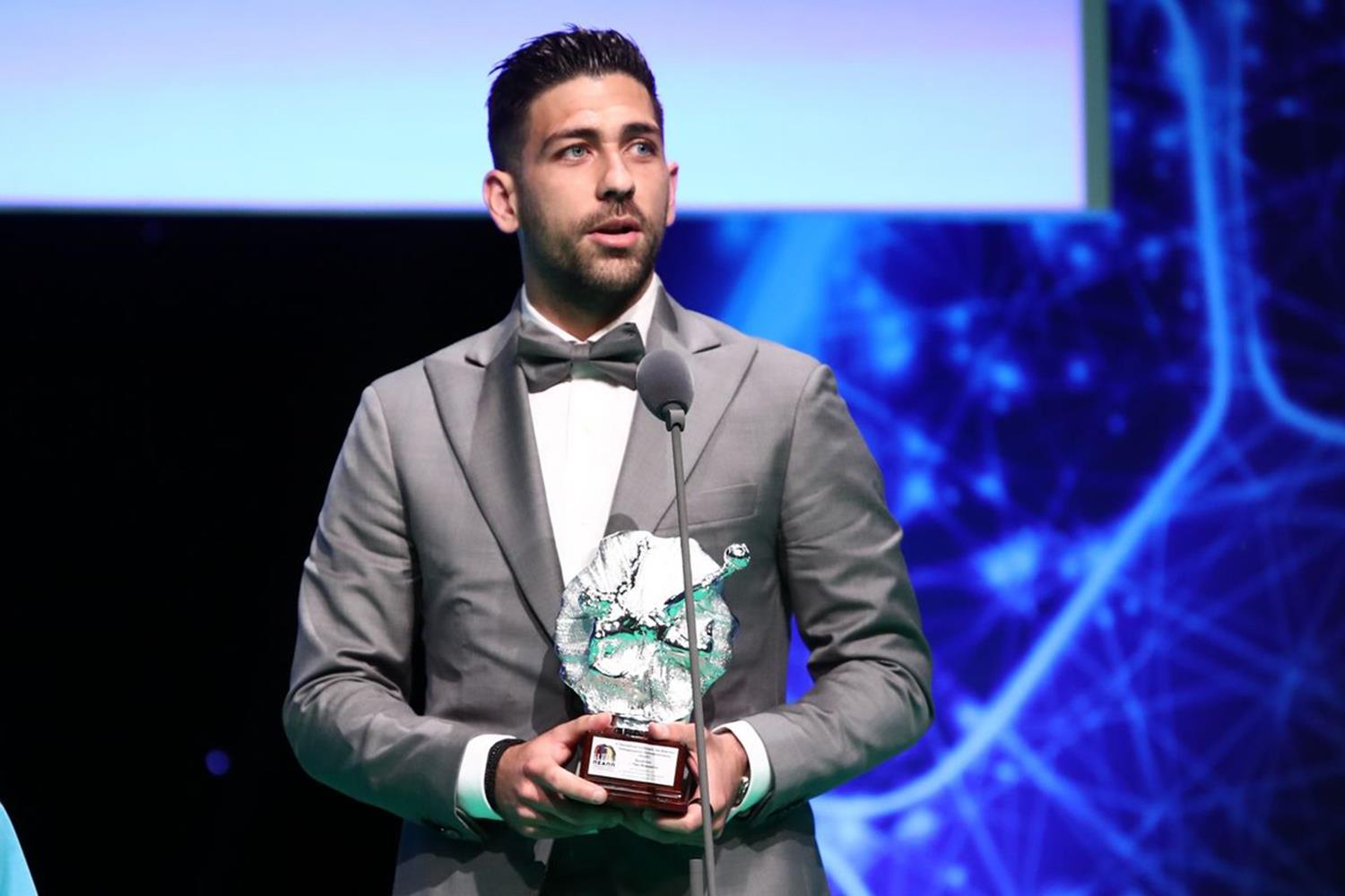 Anastasios Bakasetas yurt d���nda oynayan 'En iyi Yunan Futbolcu' oldu
