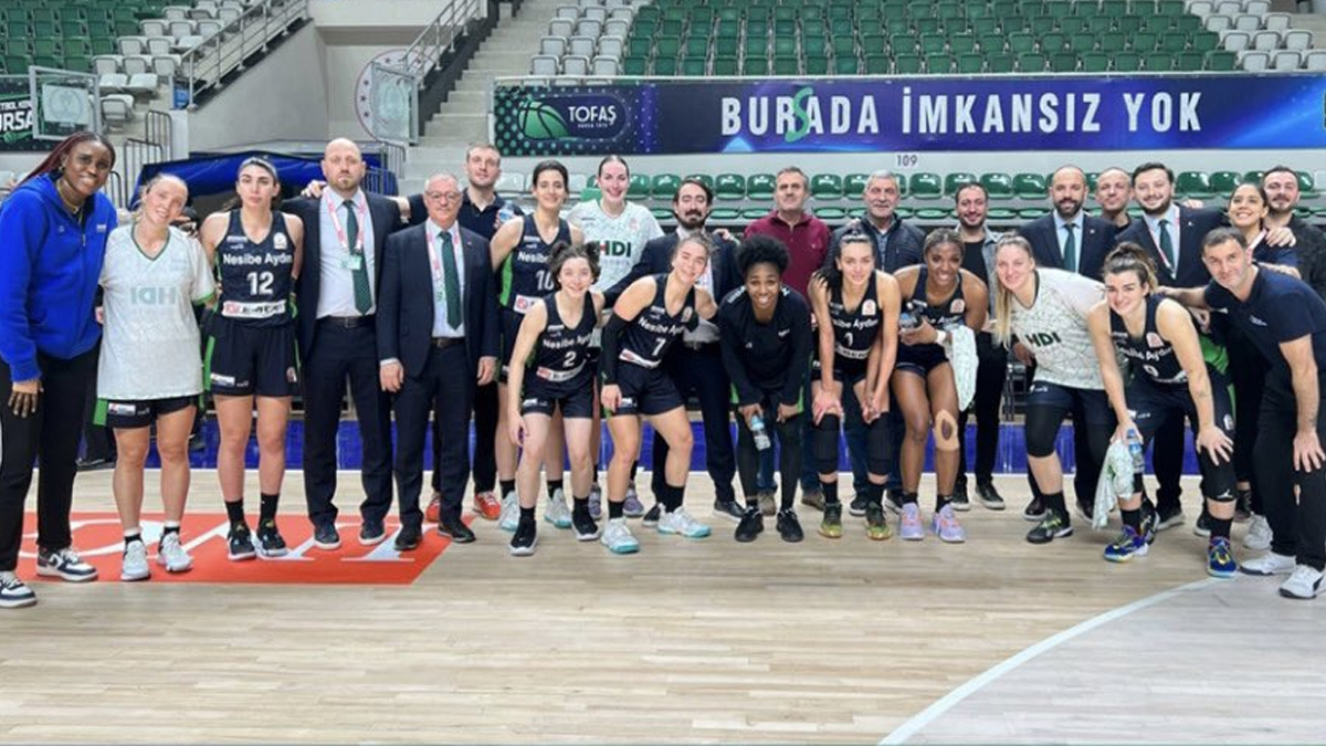 Nesibe Ayd�n, Elitzur Holon'u konuk ediyor