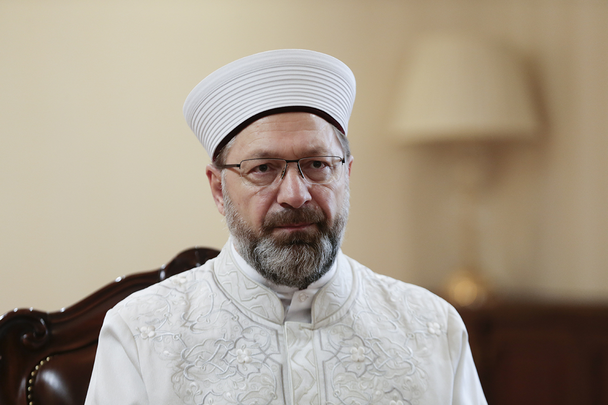 Diyanet leri Bakan Erba: Yarn 90 bin camimizde hutbe konumuz ocuk