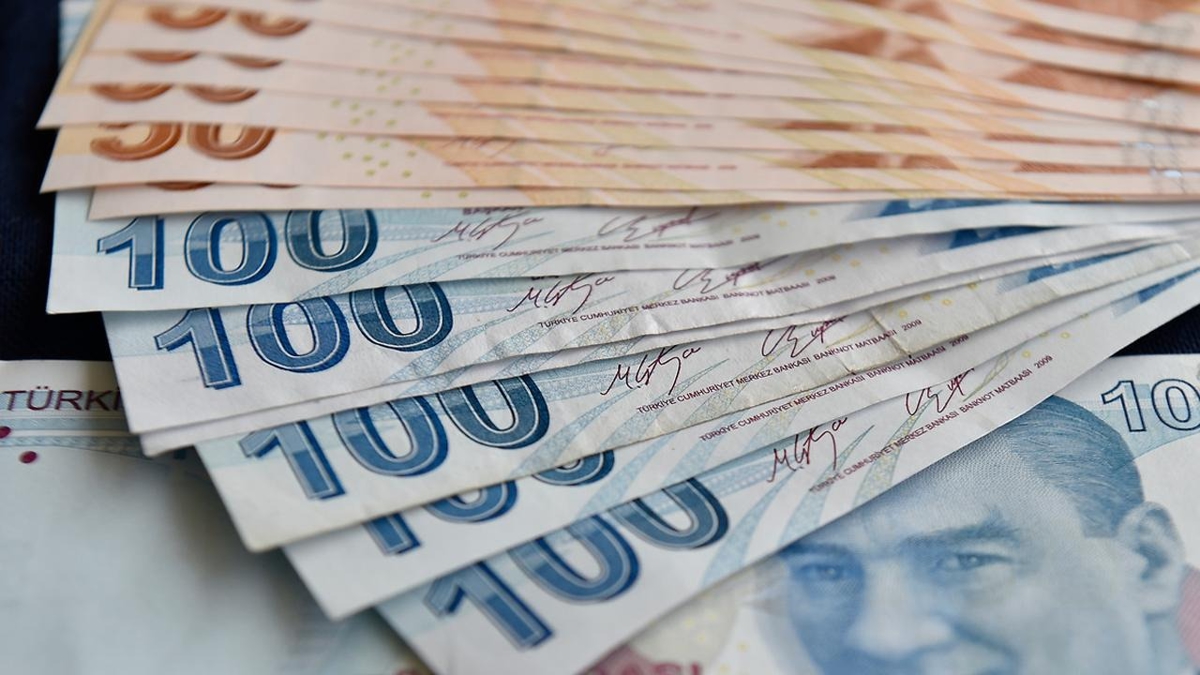 Melik Yiitel'den ''asgari cret'' aklamas: Bu rakamdan daha az olmayacak