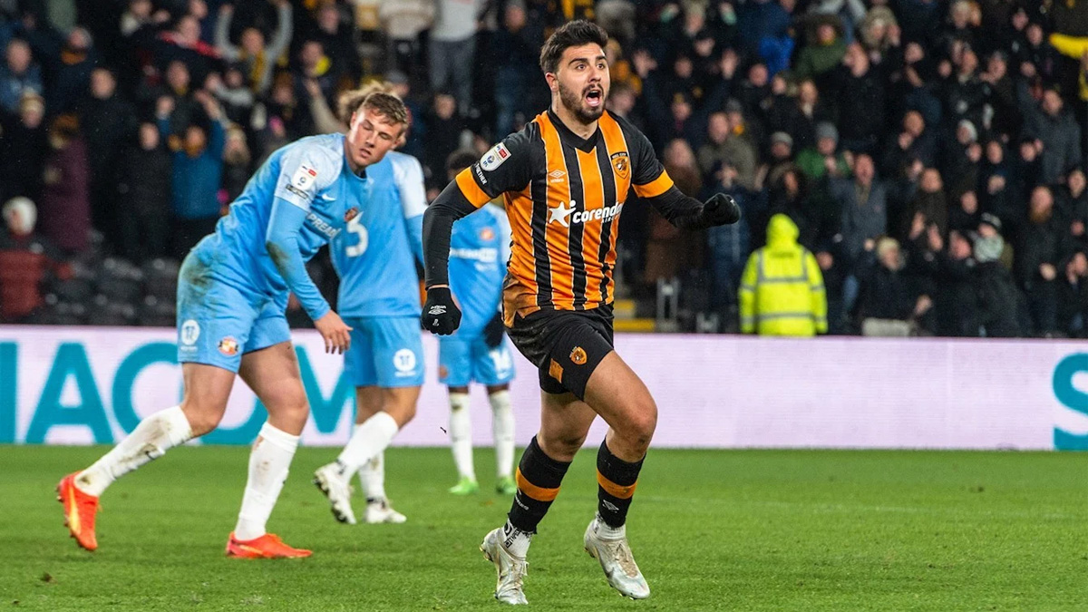 Ozan Tufan'�n gol� Hull City'e yetmedi