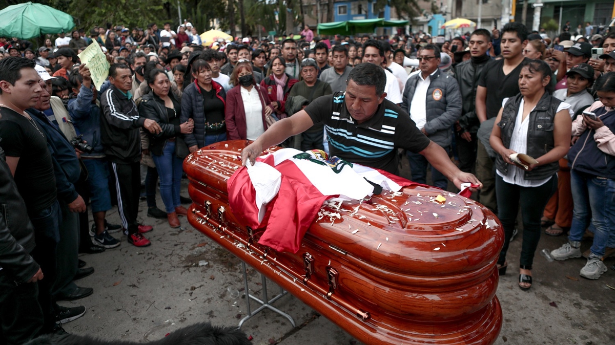 Peru'daki protestolarda hayatn kaybedenlerin says 23'e ykseldi