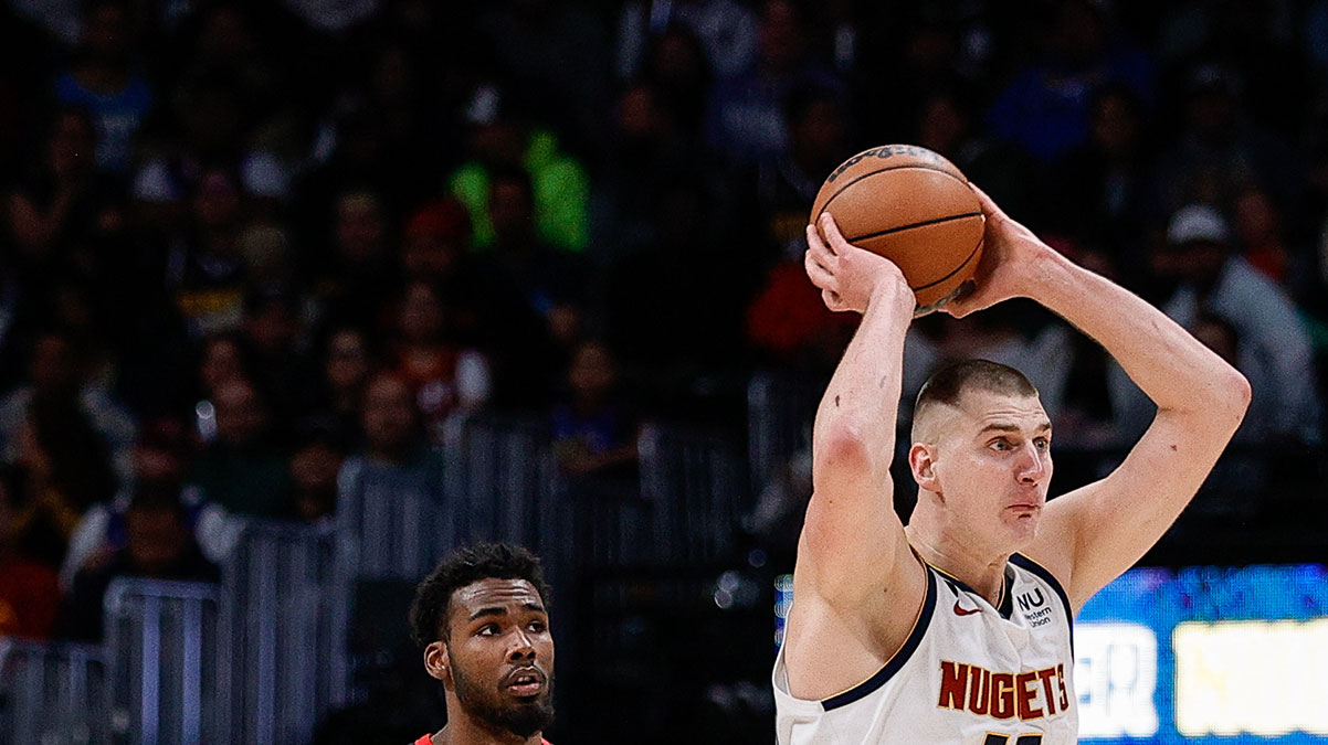 NBA'de Nikola Jokic'ten tarihi performans! 54 y�l sonra bir ilki ba�ard�