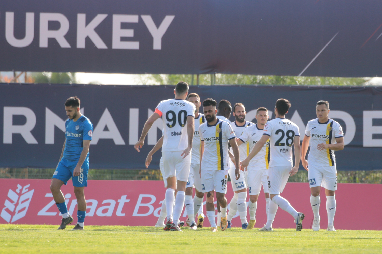 Ankarag�c� Jese ve Macheda'n�n golleriyle turlad�