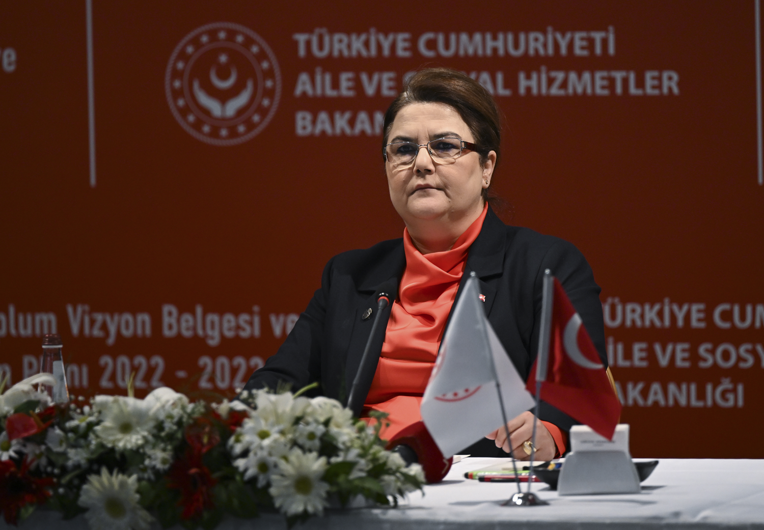 Bakan Yan�k: Hedefimiz engelli vatanda�lar�n ba��ms�zl���n� sa�lamak