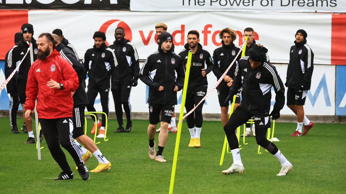 Be�ikta�'ta �anl�urfaspor ma�� �ncesi iki eksik