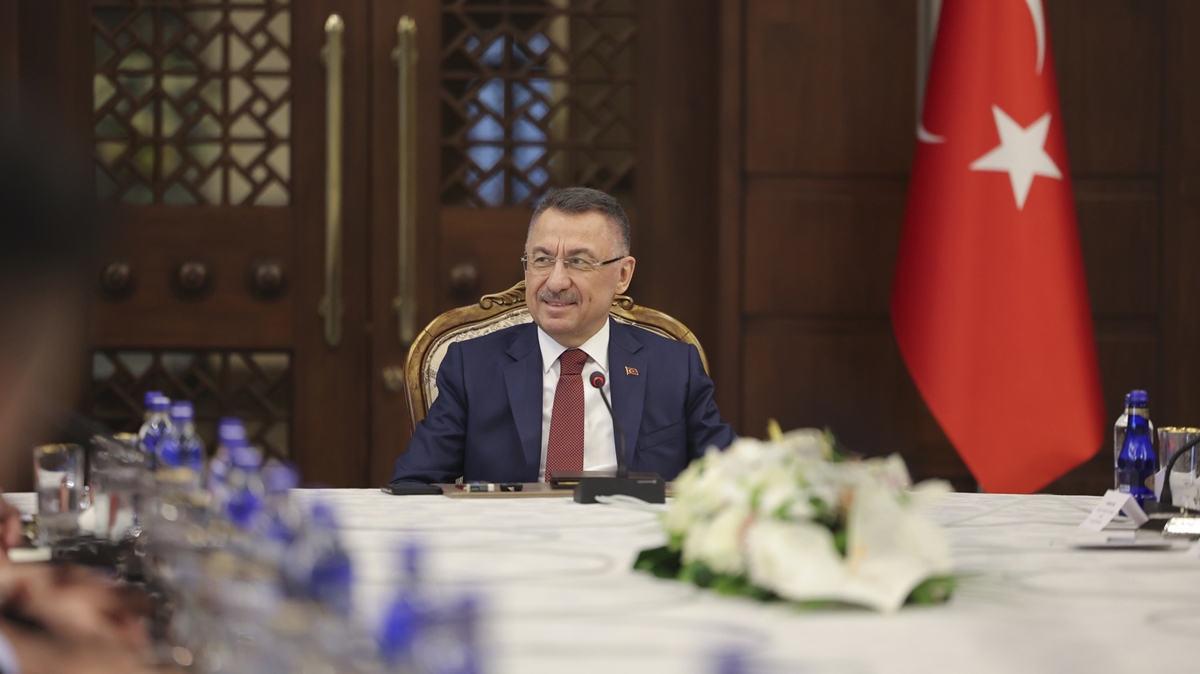 Cumhurbakan Yardmcs Oktay, Yozgat Ticaret ve Sanayi Odas heyetini kabul etti