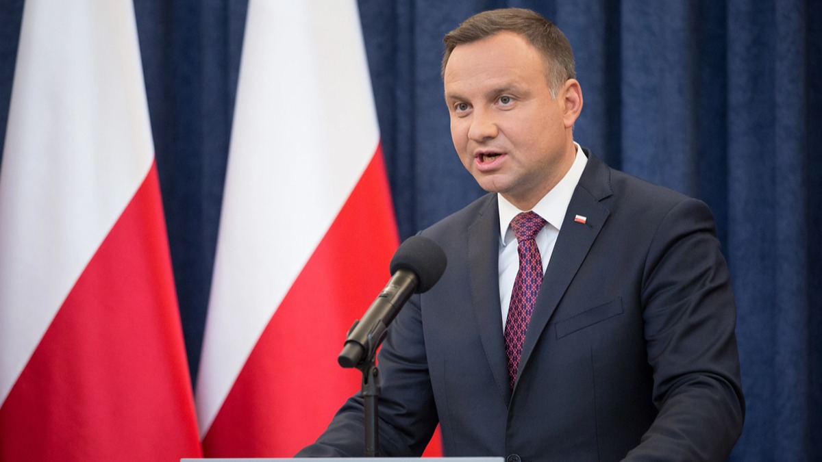 Polonya Cumhurbakan Duda'nn ziyareti iptal edildi