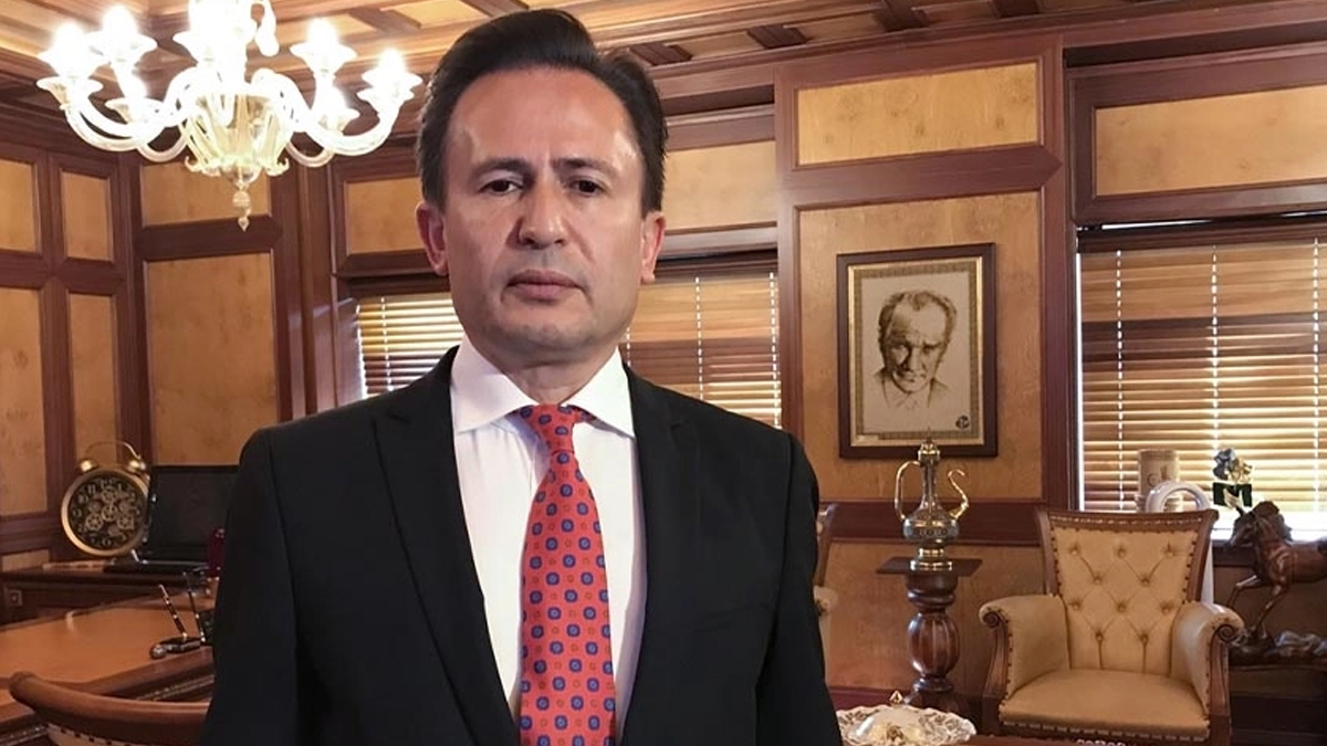Tuzla Belediye Ba�kan� Yaz�c�'dan �mamo�lu a��klamas�: G�zel bir reklam �al��mas� oldu