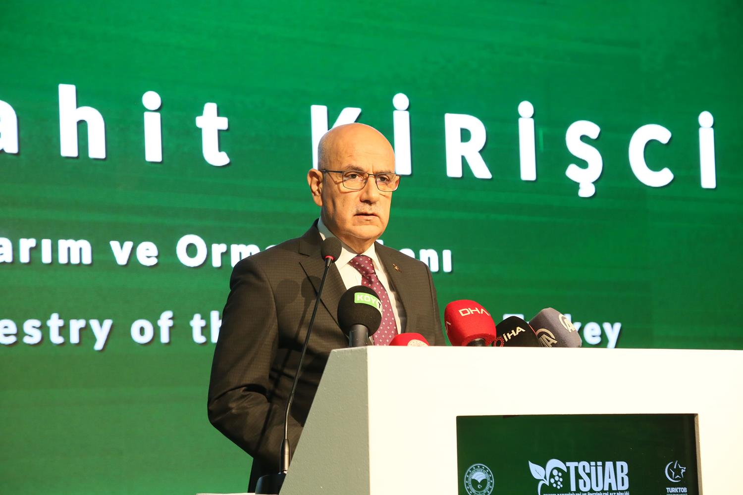 Bakan Kiri�ci: Tohum destekleme b�t�esini, 2023 i�in y�zde 145'lik art��la 978 milyon TL'ye ��kard�k