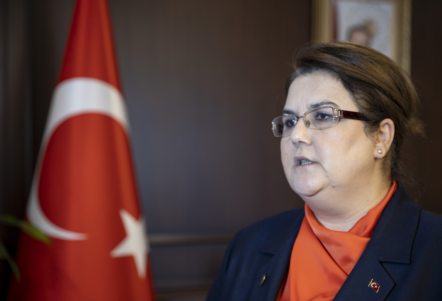 Bakan Yan�k: Erken ya�ta zorla evlilik �iddeti de beraberinde getiriyor