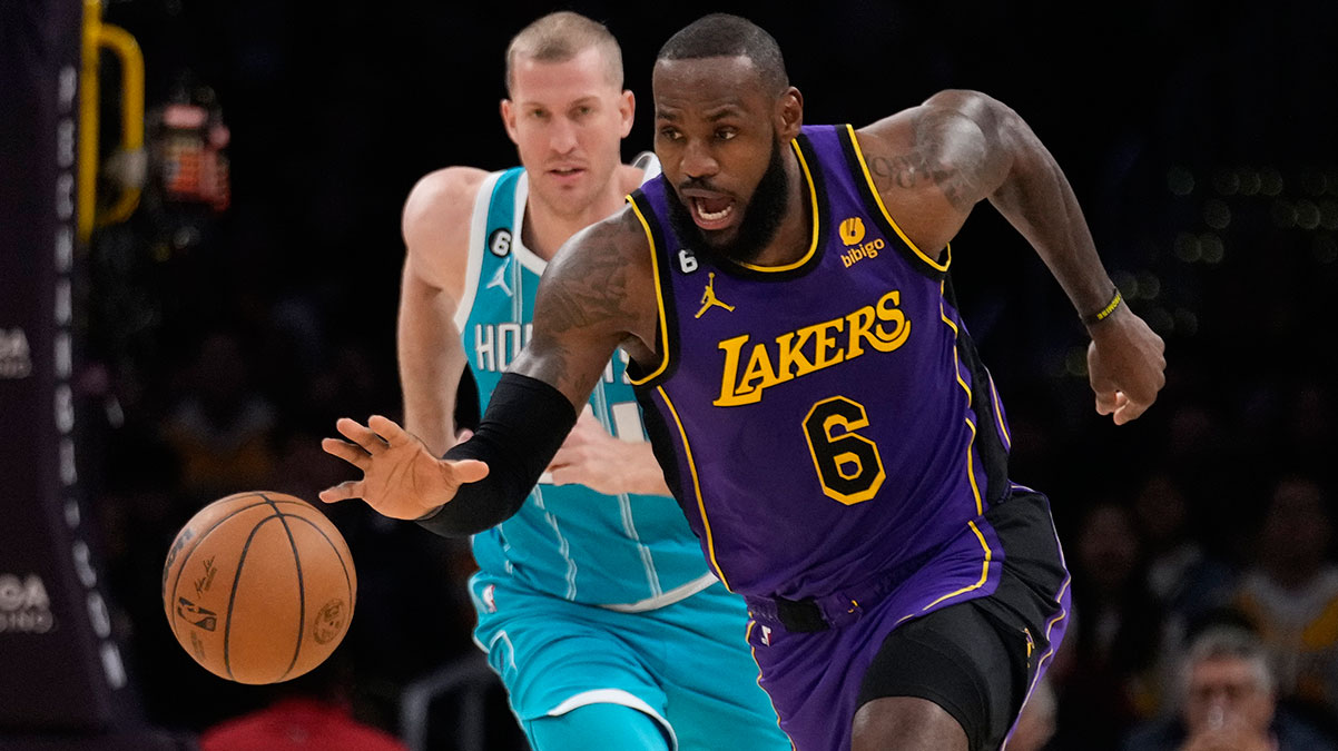 LeBron James'in skorer oyunu Los Angeles Lakers'a yetmedi