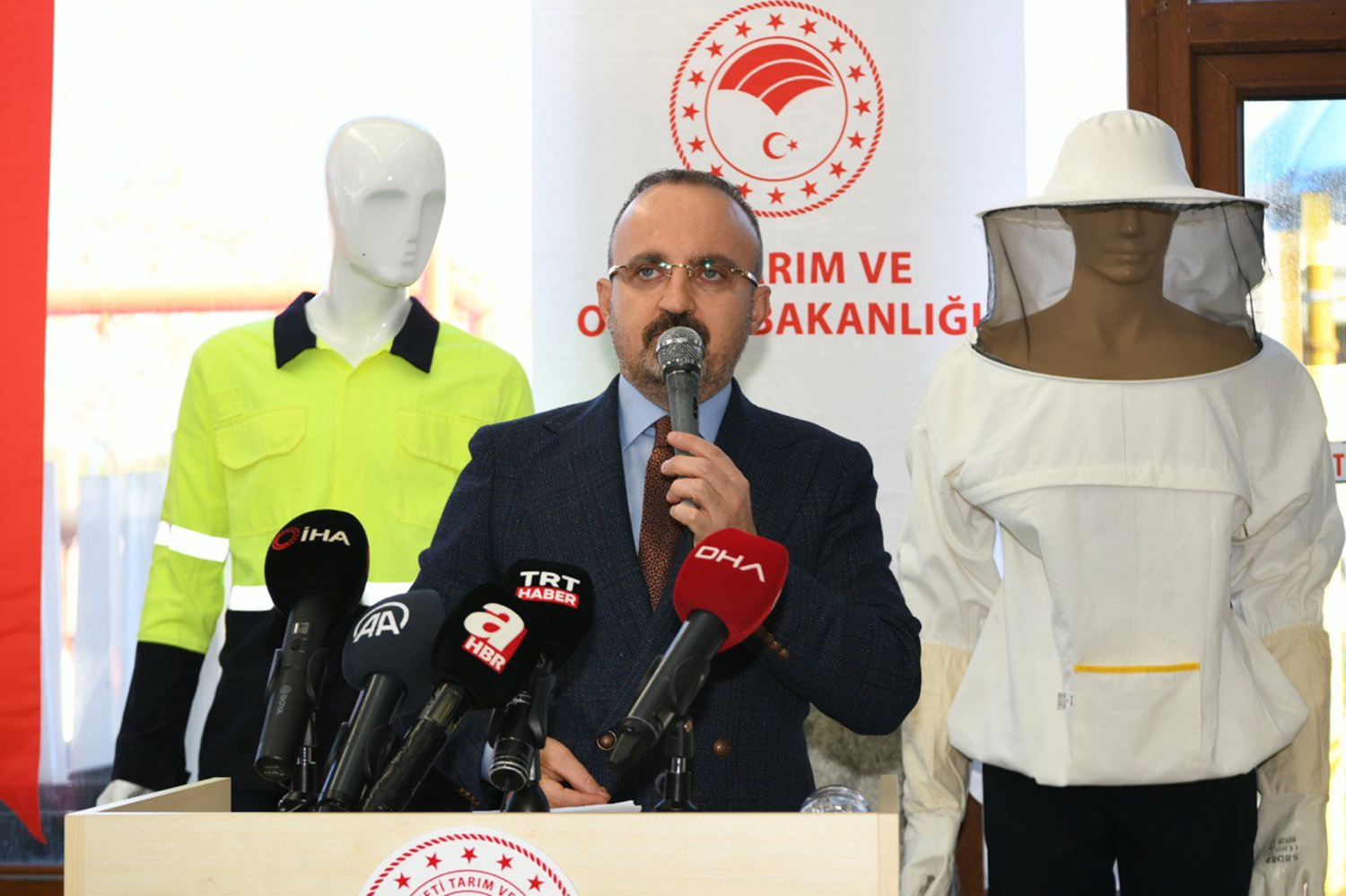 AK Parti Grup Bakanvekili Turan: Dardaki ktlklere kar 85 milyon omuz omuza dik durmamz lazm