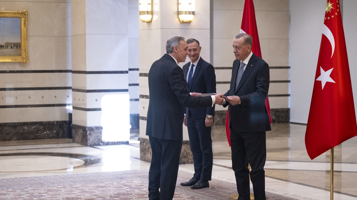 Cumhurbakan Erdoan, Uruguay Bykelisi Cayrus'u kabul etti