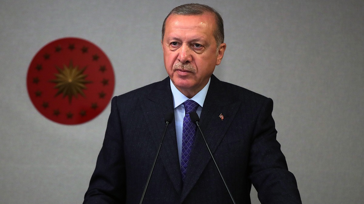Cumhurbakan Erdoan'dan Milli air Ersoy'u anma mesaj