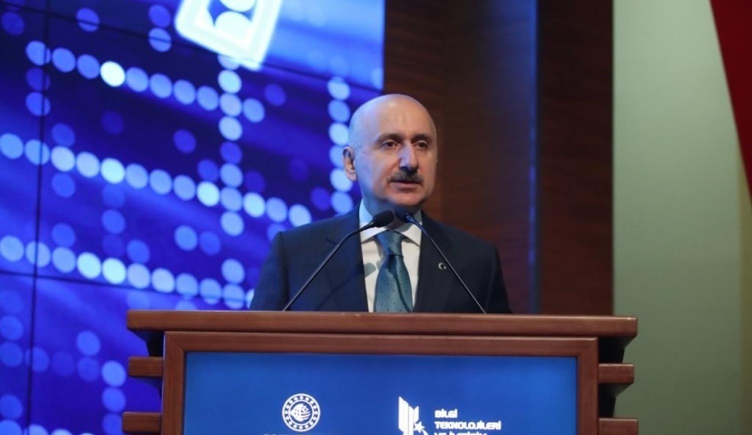 Karaismailo�lu: Mobil abone say�s� 90,8 milyona ula�t�