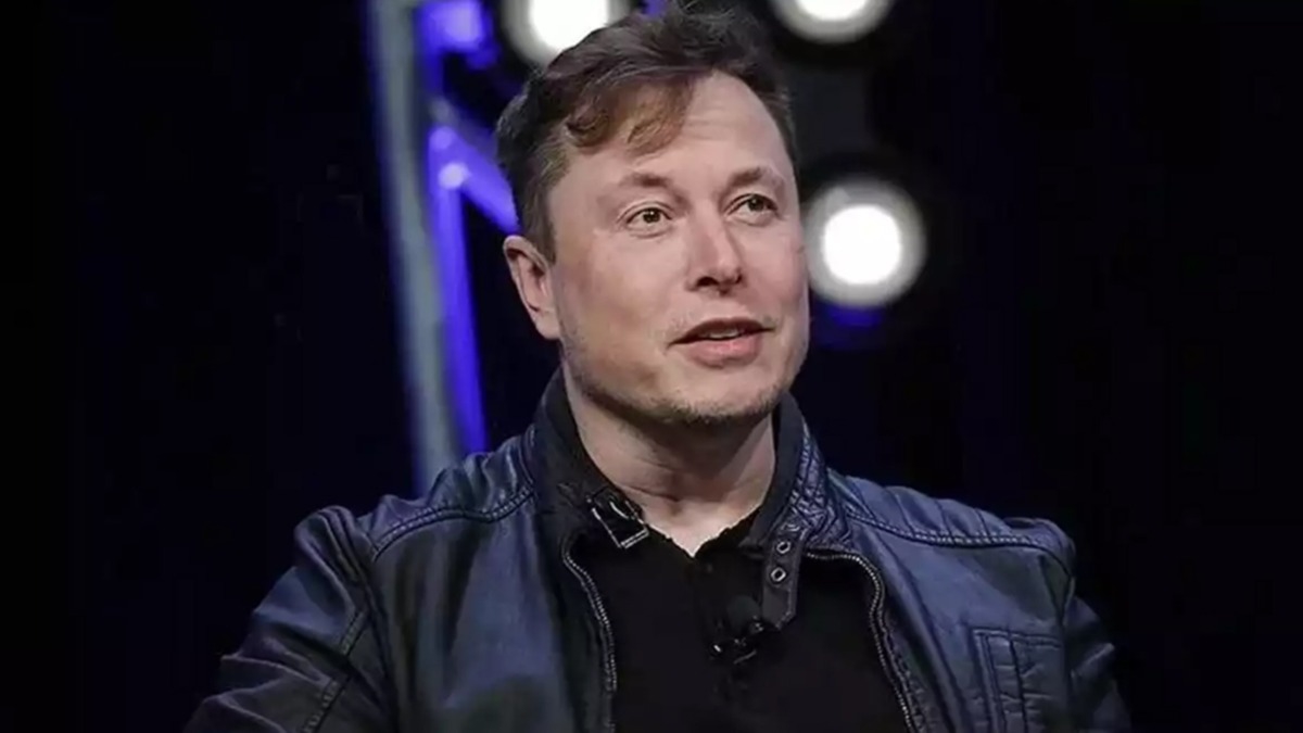 Musk: ran'da yaklak 100 Starlink aktif 