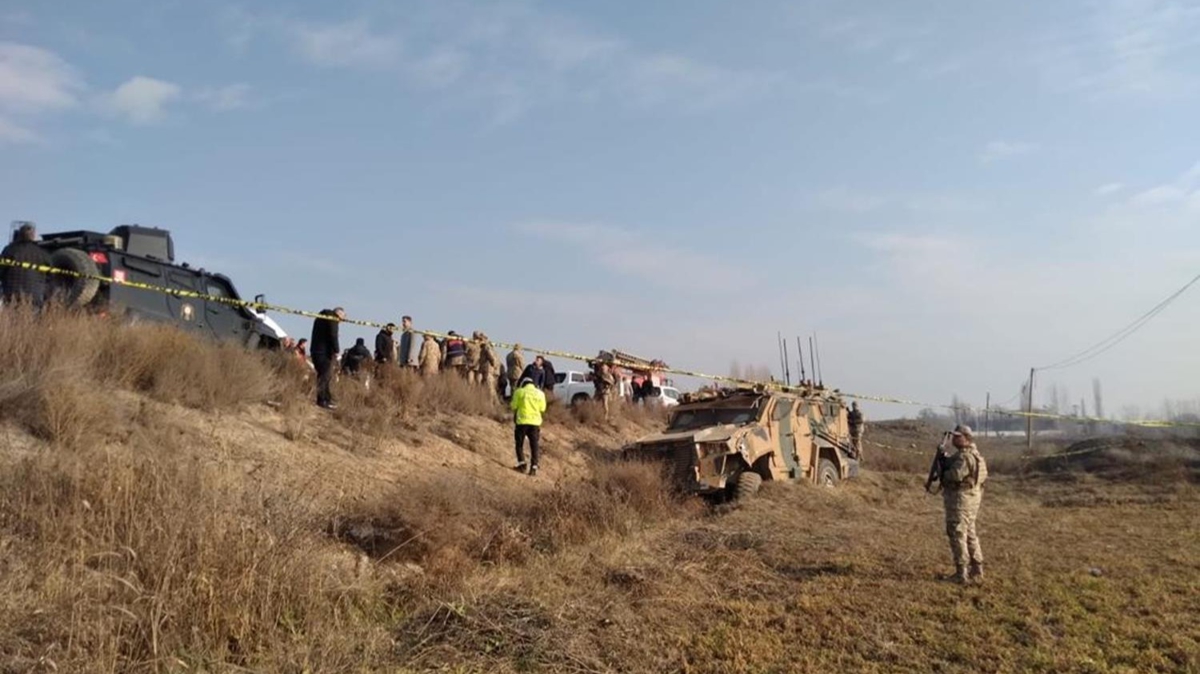 Idr'da zrhl aracn devrilmesi sonucu 12 asker yaraland