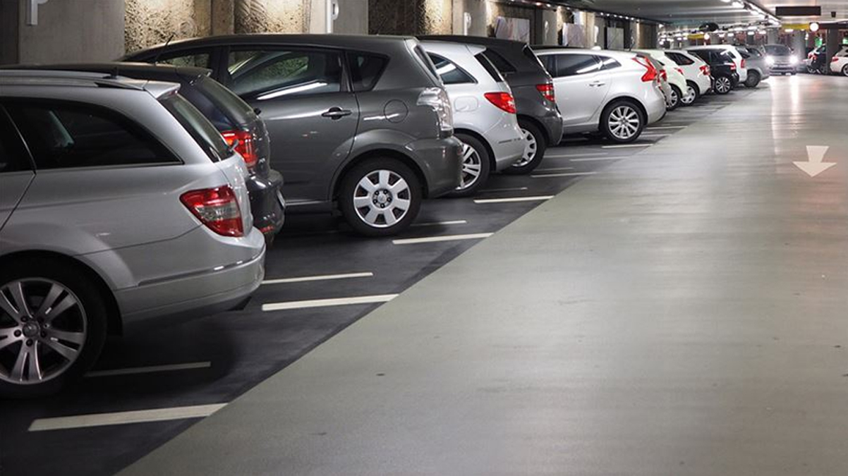 Otopark �creti isteyen AVM yand�! 0-3 saat uyar�s�