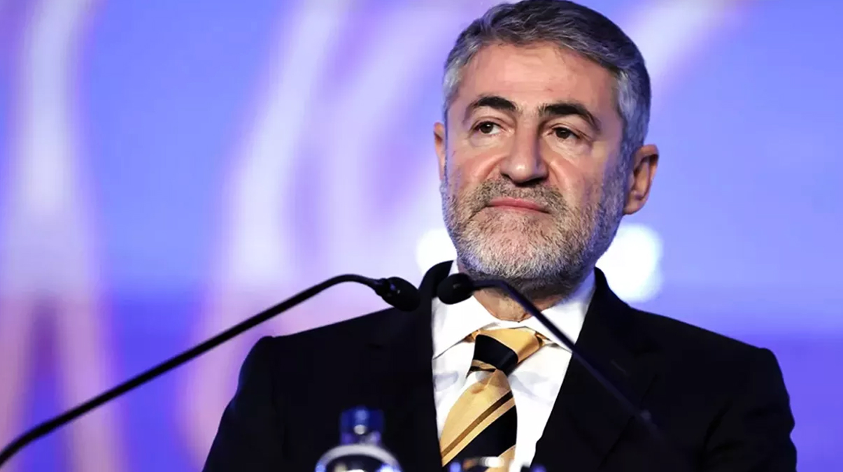 Bakan Nebati'den T�rkiye Y�zy�l� mesaj�