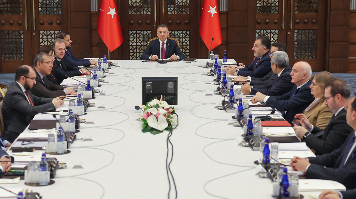 Cumhurba�kan� Yard�mc�s� Oktay duyurdu: Bu yeni bir devrim olacak