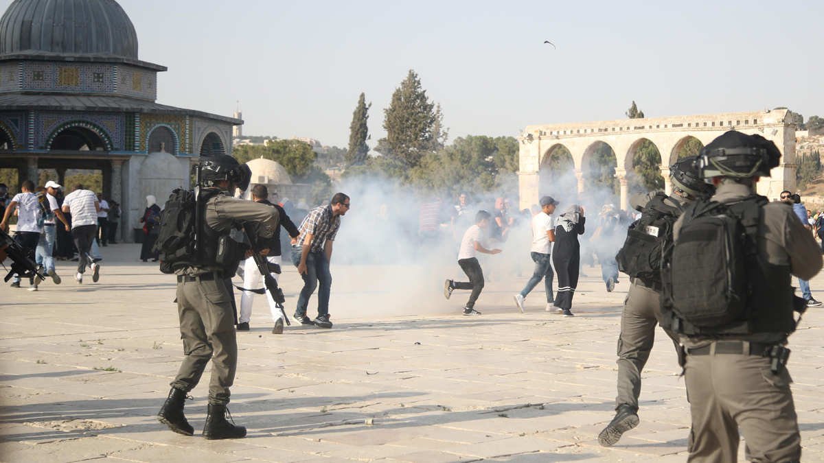 �srail Mescid-i Aksa'ya y�nelik �irkin plan�n� erteledi