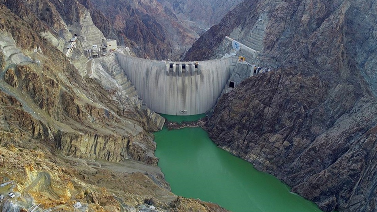 Yusufeli Baraj'nda su seviyesi 58,6 metre oldu 