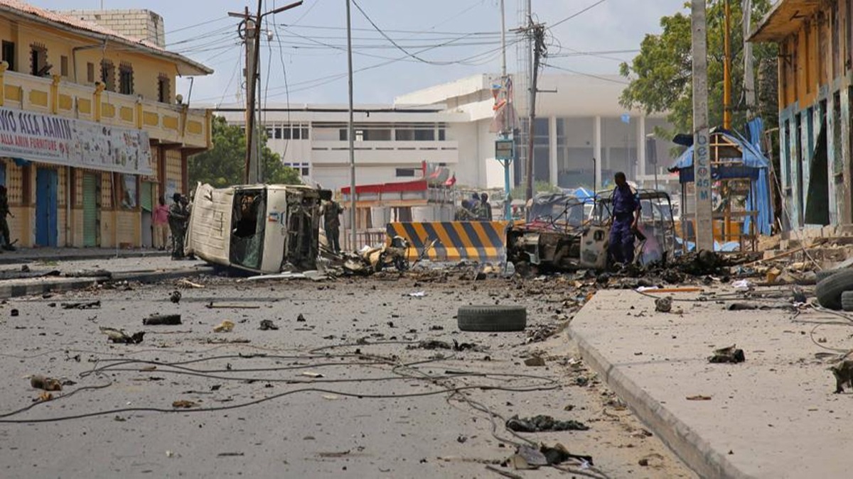 Somali'de intihar saldrs! 20 ila 30 kiinin ld tahmin ediliyor