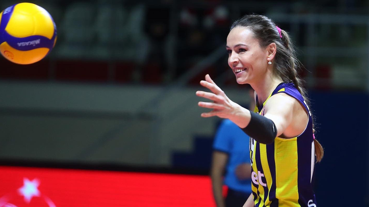 Fenerbah�e'den Eda Erdem'in sa�l�k durumu hakk�nda a��klama!