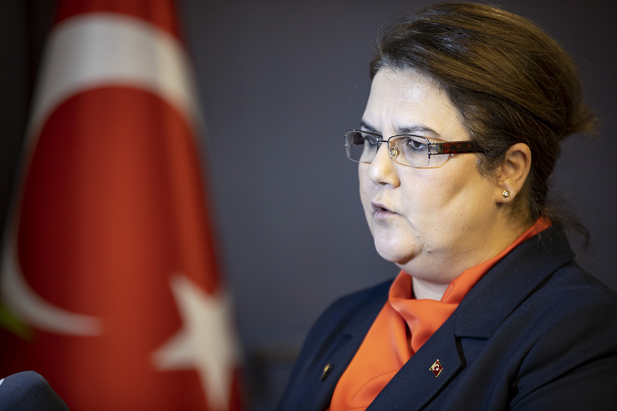 '�ddialar mesnetsiz' diyen Bakan Yan�k: Hodri meydan, gelin merkezleri beraber gezelim