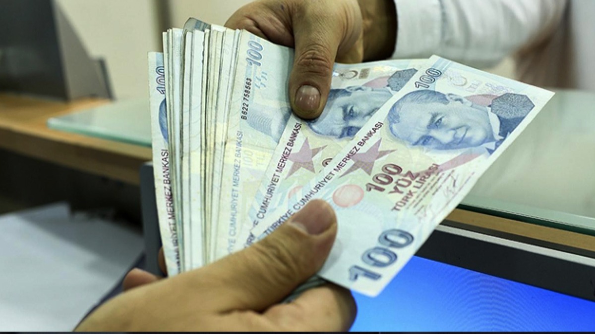 Resmi Gazete'de yaymland! Kamu alanna ikramiye deme tarihleri belli oldu