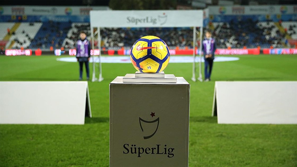 Spor Toto Sper Lig 18. hafta malar ile devam edecek