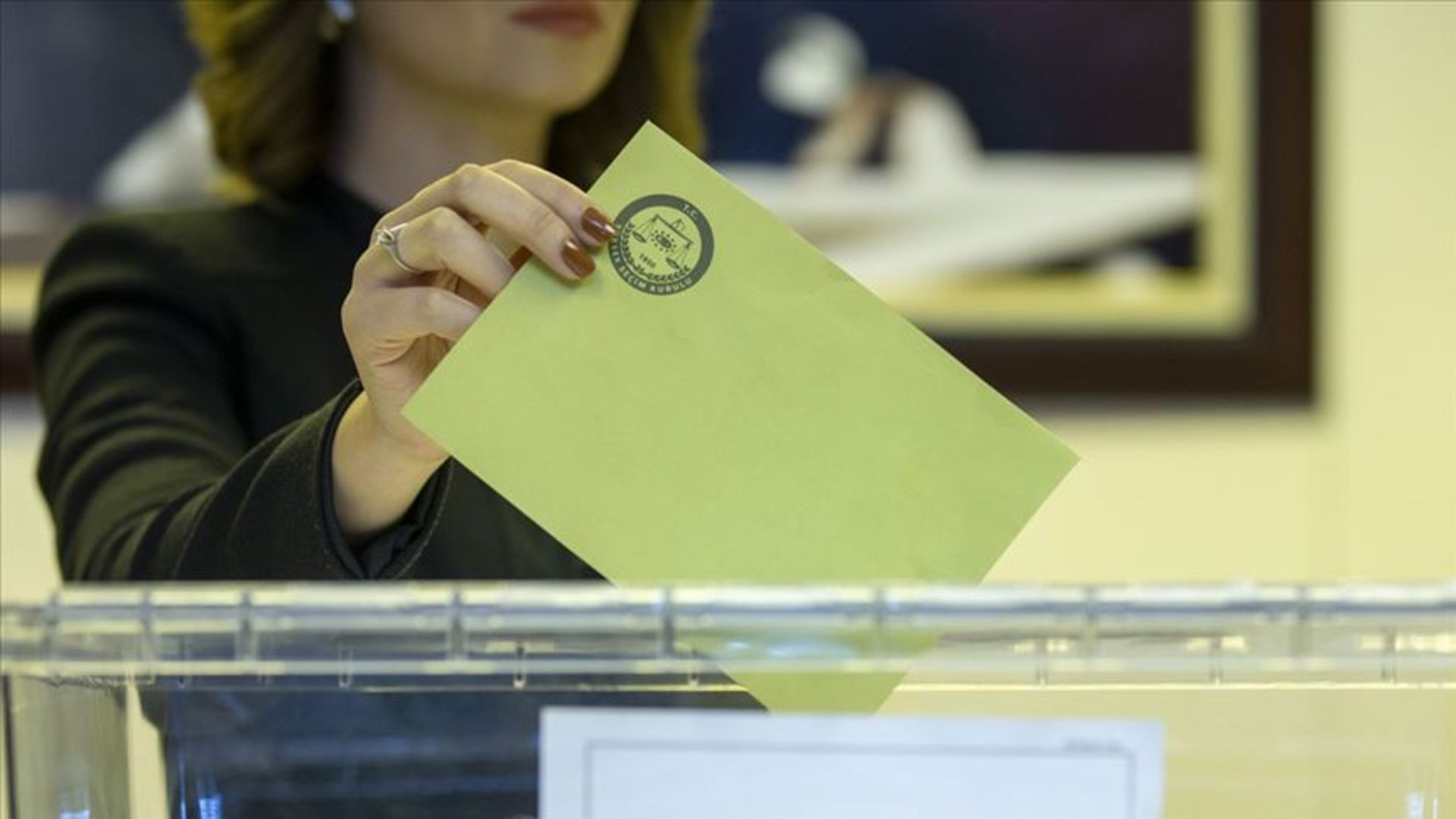 AK Parti'den 'se�im tarihi' a��klamas�