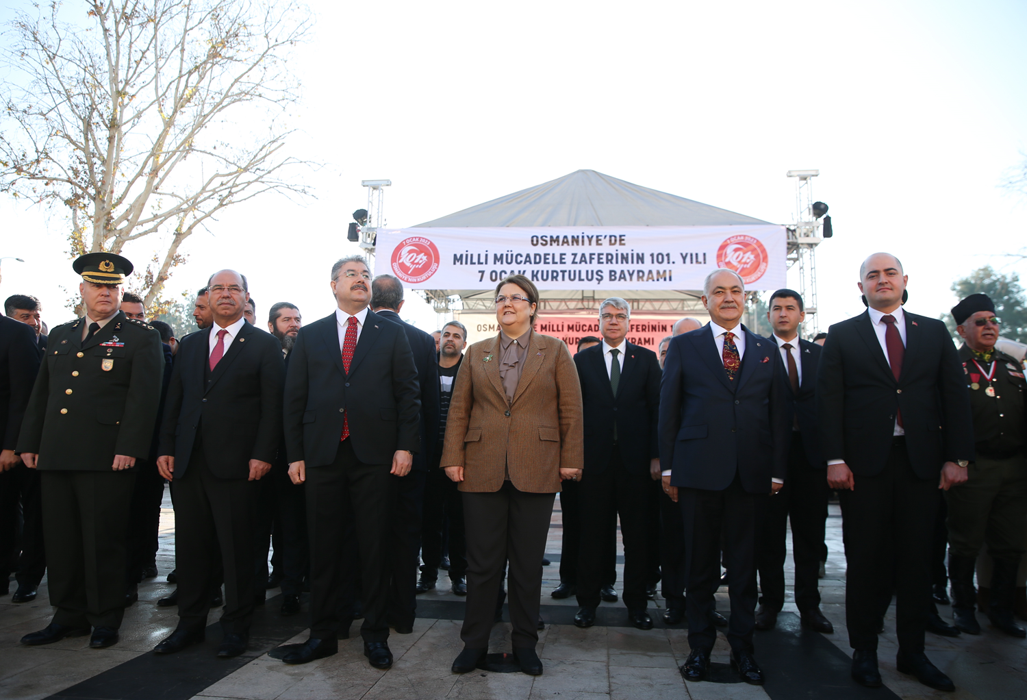 Bakan Yan�k: AK Parti ve Cumhur �ttifak� T�rkiye'nin y�z ak� olmu� bir siyasi olu�umdur