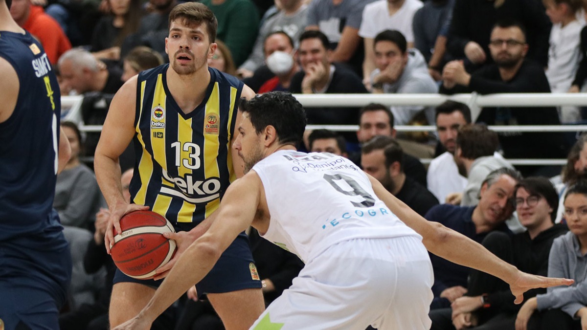 Fenerbahe'de Tark Biberovi 6 hafta yok