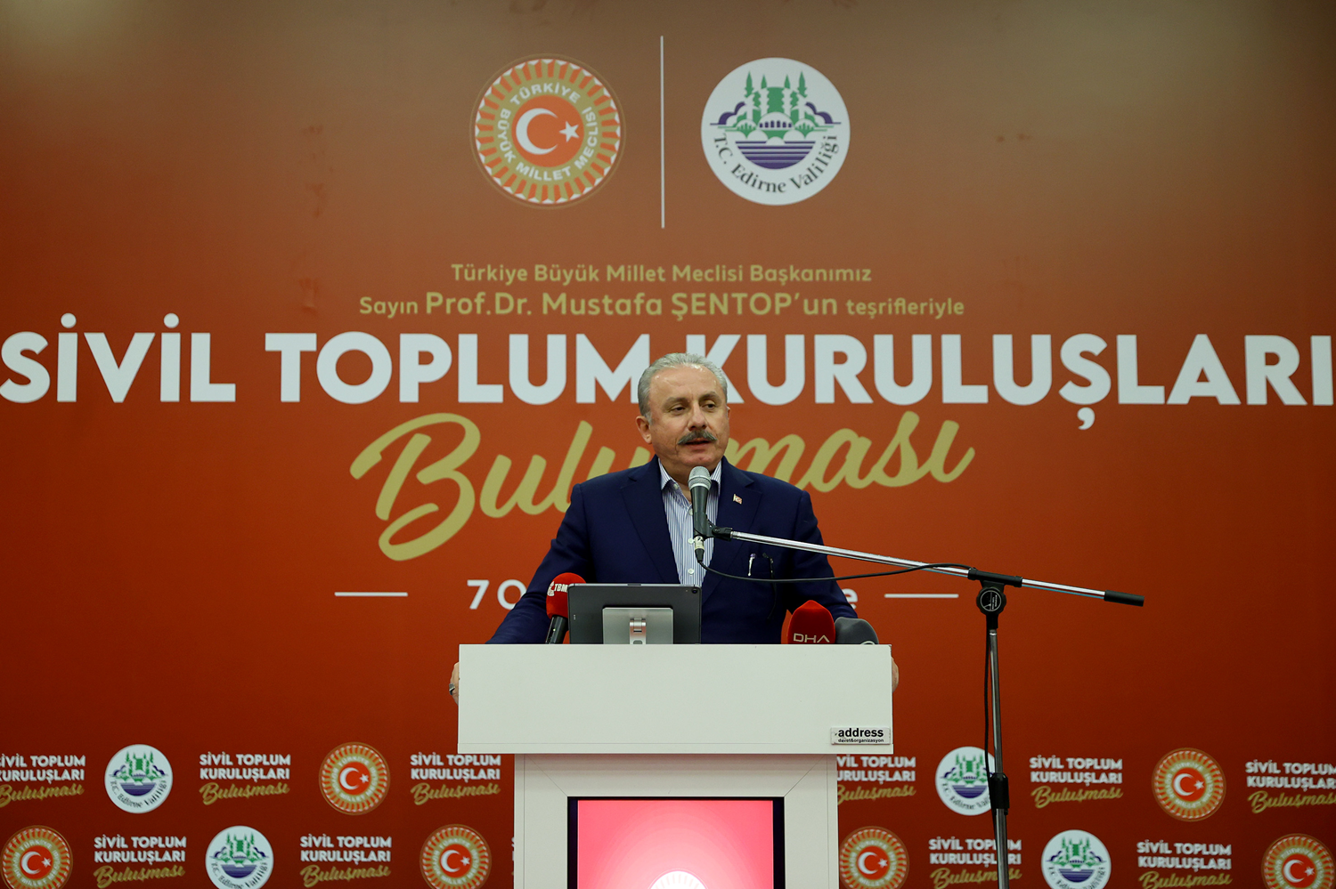 TBMM Ba�kan� �entop'tan Prens Harry'ye sert tepki: Avrupal� beyaz �ocuk, sen kimsin?