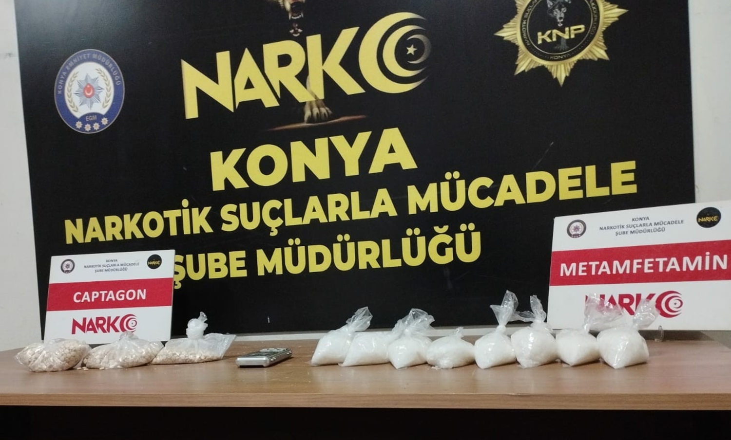 Ekmek aras�na gizlenmi� uyu�turucu ele ge�irildi