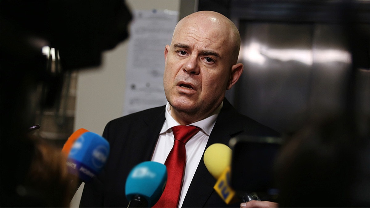 van Geev: yi ki Trkiye ile aramzda gerekten byle bir irtibat var