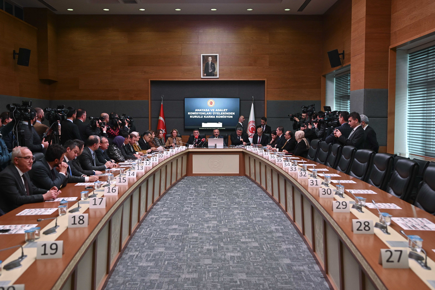 CHP'li Ba�ar�r ve �Y� Partili T�rkkan'�n dokunulmazl�k dosyalar� i�in Haz�rl�k Komisyonu kuruldu