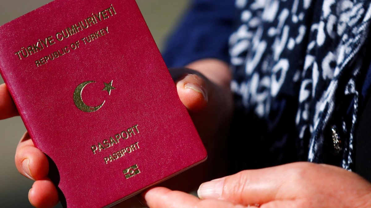 Pasaport harcn 2022'de yatrarak 2023'e randevu alanlardan cret fark alnmayacak