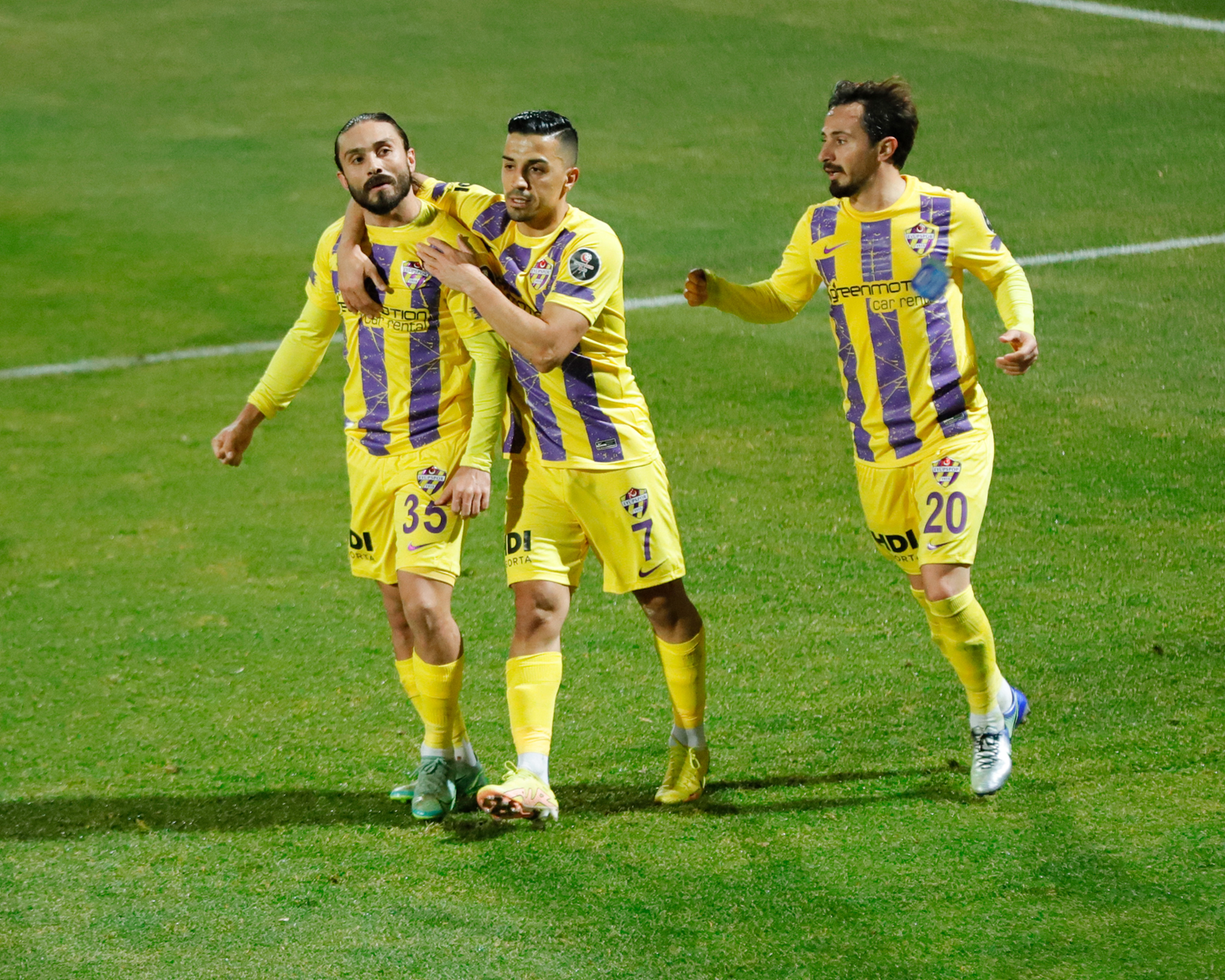 Ey�pspor'a Denizli'de tek gol yetti