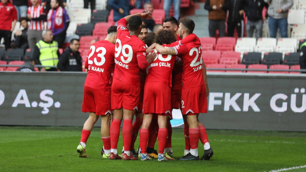 Samsunspor, Altay' 2 golle geti