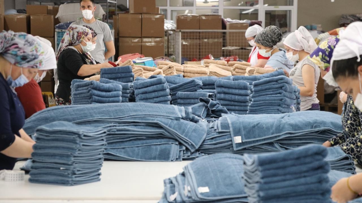 Tekstil ve ham maddeleri sektrnden rekor ihracat: 23 milyar dolar