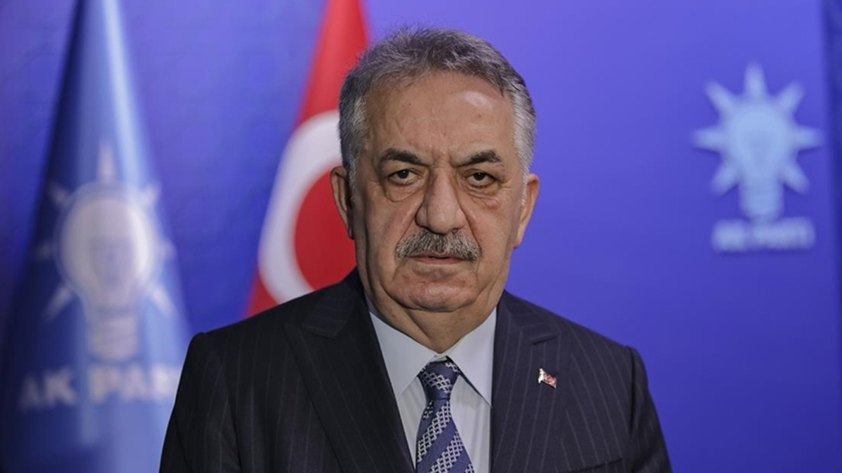 AK Parti Genel Ba�kan Yard�mc�s� Yaz�c�: Bahane �retmeden mutlaka sand�k ba��nda olal�m