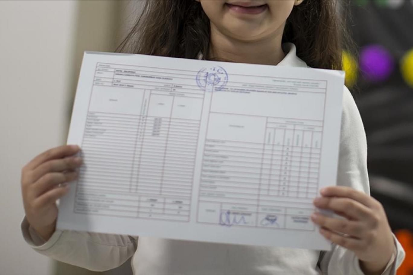 Karne notlar�na verilen olumsuz tepki �ocuklar�n akademik geli�imine zarar veriyor